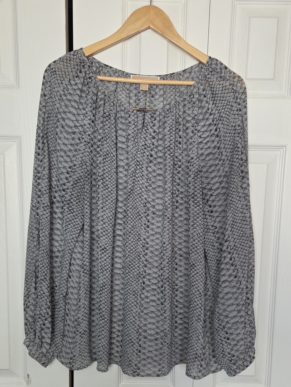 MICHAEL Michael Kors Gray Snakeskin-Print Long-Sleeve Blouse